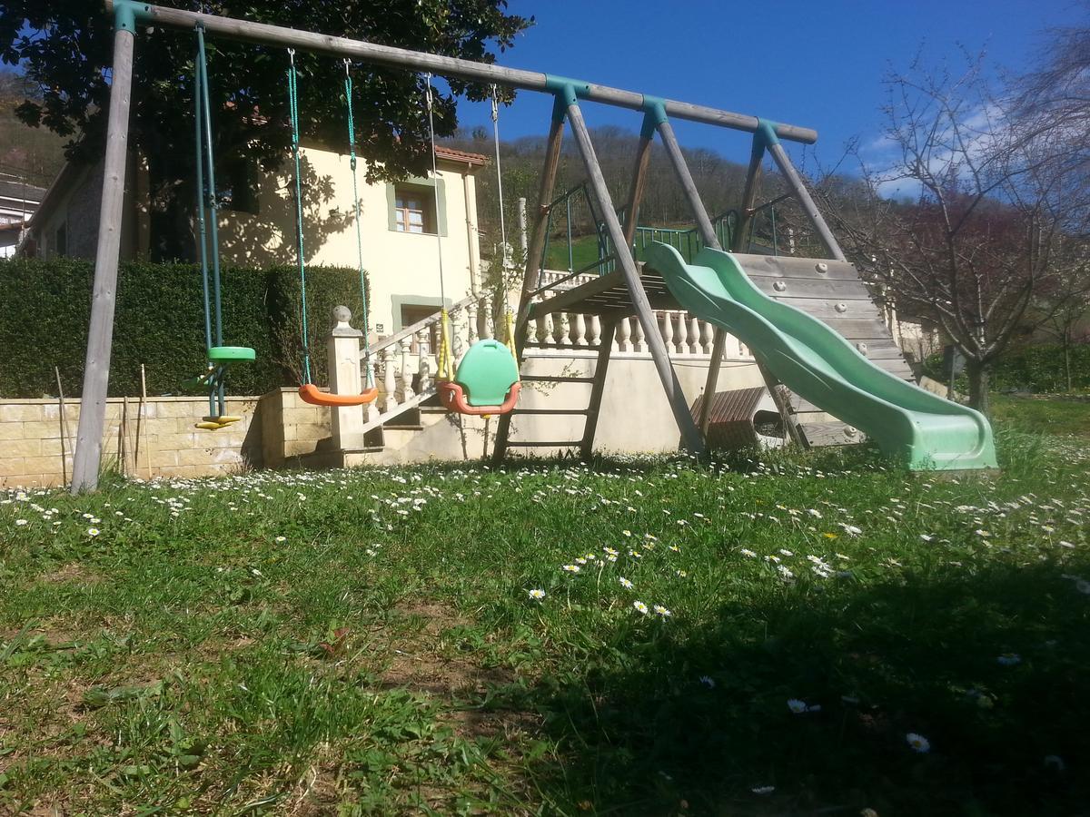 Vv La Pumarada De Limes II Cangas De Narcea Extérieur photo